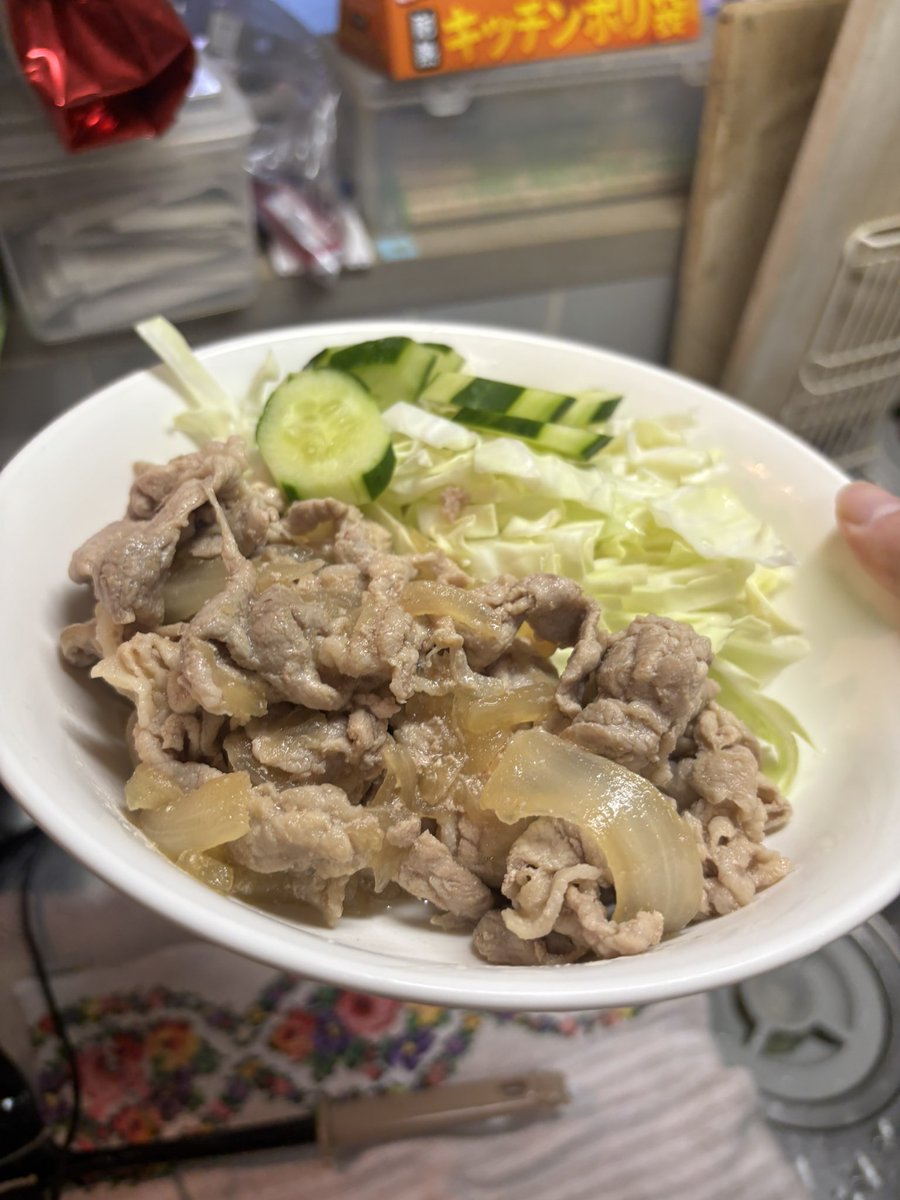 muui_nano's tweet photo. ちなみに昨日のご飯はとあるかぁいいお姉さんが言ってくれた生姜焼きにした🫶 https://t.co/JItKb3xRNJ