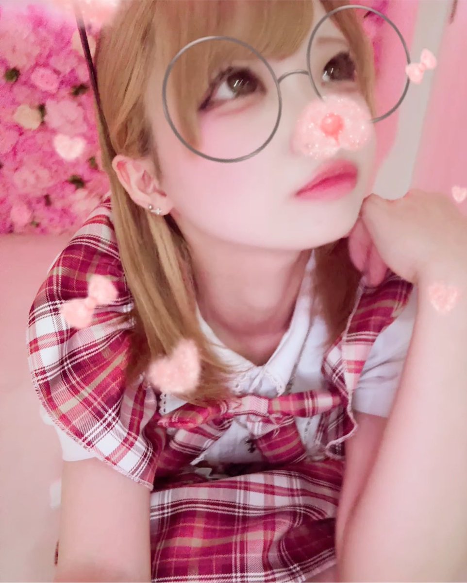 3er0kill's tweet photo. ぉはよ☀️
実は髪色変わったんだょ〜う(՞っ ̫ _՞)
可愛いー？今日もみんながんばろうね https://t.co/yke8b2cbg8