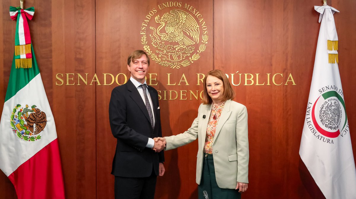 LauraI_Castillo's tweet photo. Hoy, recibimos en el @senadomexicano al Príncipe Luis Guillermo de Luxemburgo, Príncipe de Nassau y de Borbón-Parma, junto con el Senador @jc_ramirezmarin. Con esta visita, reafirmamos los lazos de amistad que unen a nuestras naciones, así como nuestra voluntad de seguir ampliando esta relación, además de intercambiar experiencias sobre el proyecto que impulsa en favor de una educación más inclusiva.
