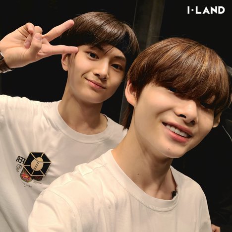 jongseongtwink's tweet photo. eu indo se matar https://t.co/LRySgnzIxy