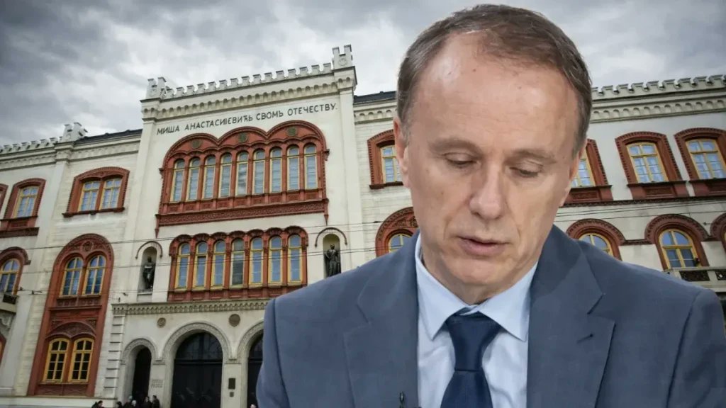 tvmacva's tweet photo. „Владан Ђокић: Прво име блокадерске листе.“ #vladandjokic #tvmacva #politika #rektor #univerzitet
https://t.co/gChpDj7eR3 https://t.co/xCExyfOr2o