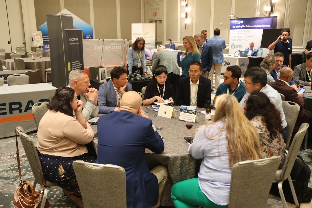 dcfrontier's tweet photo. That’s a wrap on Day 2 of #DCFTrends!

We closed the day with five interactive roundtables covering colocation, liquid cooling, behind-the-meter power, construction challenges and high-density AI infrastructure.

Thank you to everyone who joined the conversation! https://t.co/BpgP5QU24z