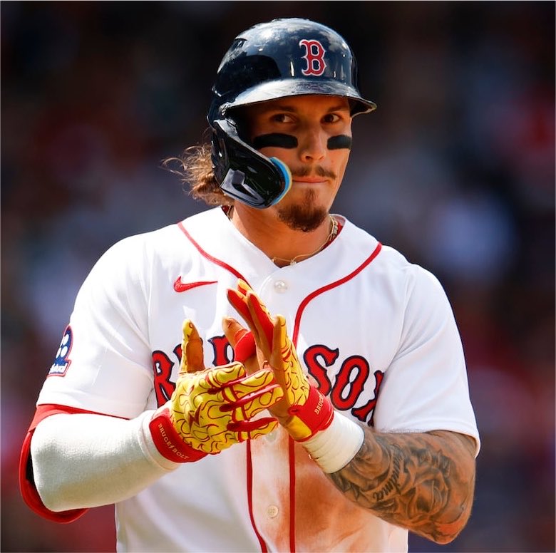 iJordanMoore's tweet photo. Jarren Duran is on pace for:
• 22 HR
• 85 RBI
• 22 SB

He’s hitting .297 over his last 10 games.

Defense has been elite:
• +6 Defensive Runs Saved
• 95th percentile Outs Above Average
• 89th percentile Fielding Run Value

He does so much more for this Red Sox team than the box score gets credit for.