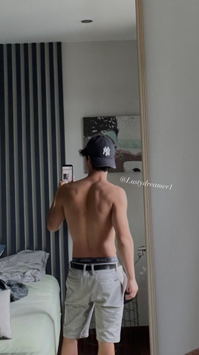 Lustydreamer1's tweet photo. My back genuinely got leaner 
#nsfwtwtًً #moothunt https://t.co/Cqpte5SvDl