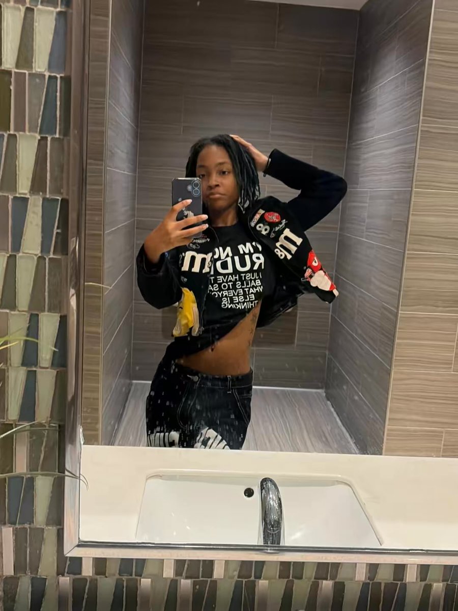 Terricoreee's tweet photo. Nfs?🤣 I’m in #jacksonville #wlw #nfs #fypp #fypviralシ #fypviral https://t.co/CyThKm4Wyv