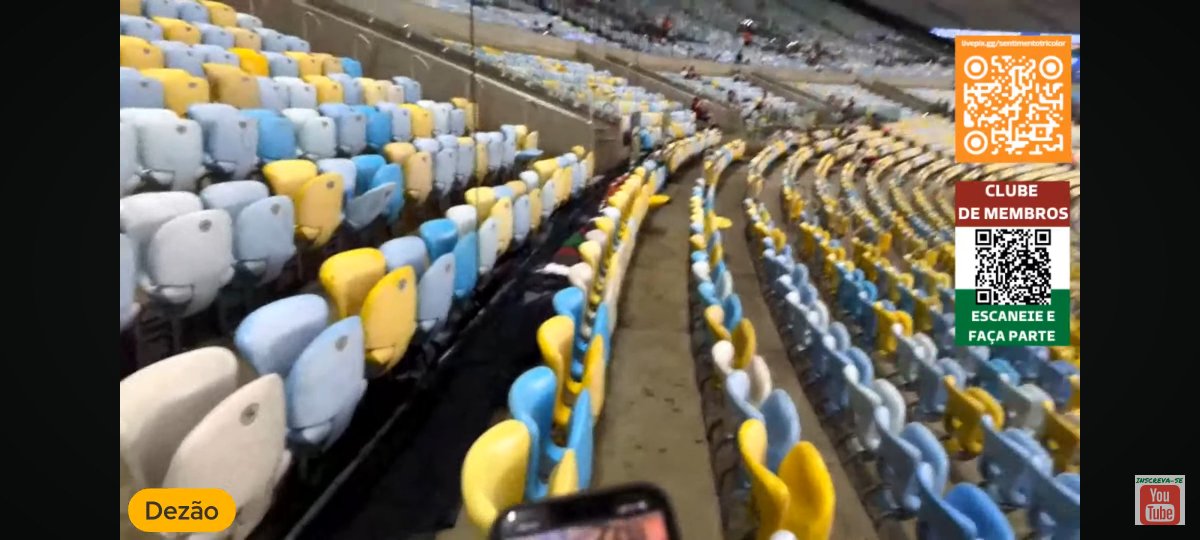 raifelipe77's tweet photo. @Danteskoo Dezao tá mostrando que possivelmente vai ter mosaico em provocao a torcida do vasco https://t.co/9FtEK2lfK3