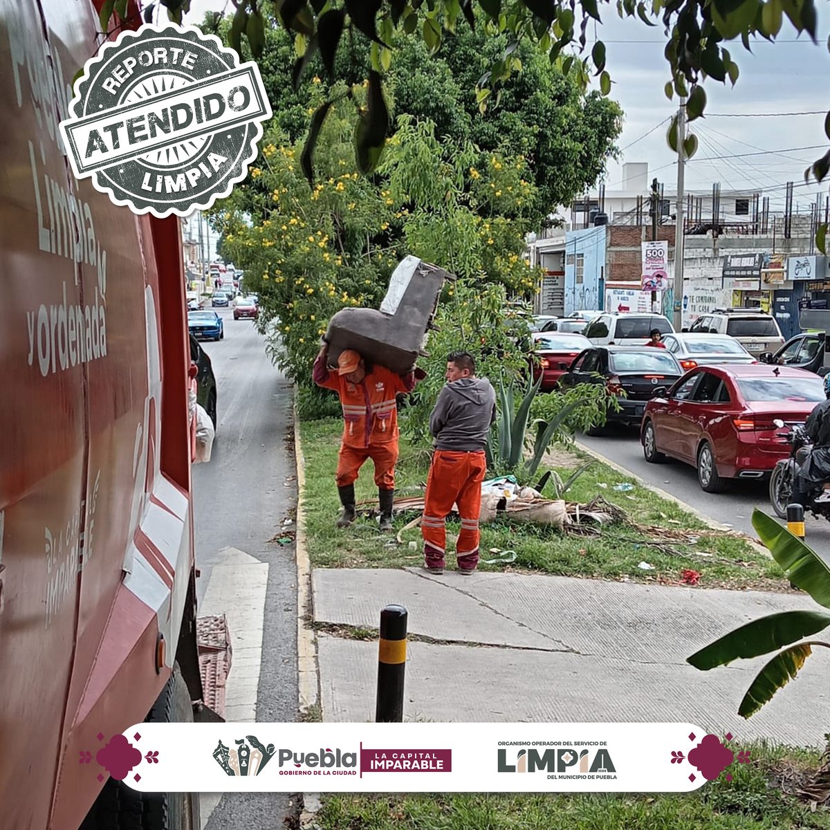 LimpiaPue's tweet photo. Personal de #Limpia acudió a la col. Guadalupe Hidalgo, donde realizó el retiro de un sillón abandonado, liberando el espacio y contribuyendo a mantener una mejor imagen urbana.

#MiCiudadLimpia https://t.co/sJhtllqoeW