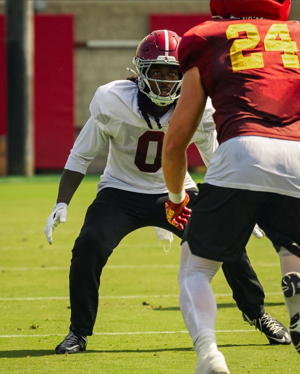 trojantez's tweet photo. Season mode: ACTIVATED. 0️⃣

Drop a ✌️ if you’re hyped to see Jontez on the field! https://t.co/Yzy0n8kEnB