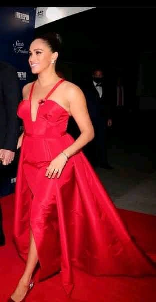 gc489017's tweet photo. Happy birthday To Duchess Sussex Princess Meghan Malkle https://t.co/A0nTLFTEJC