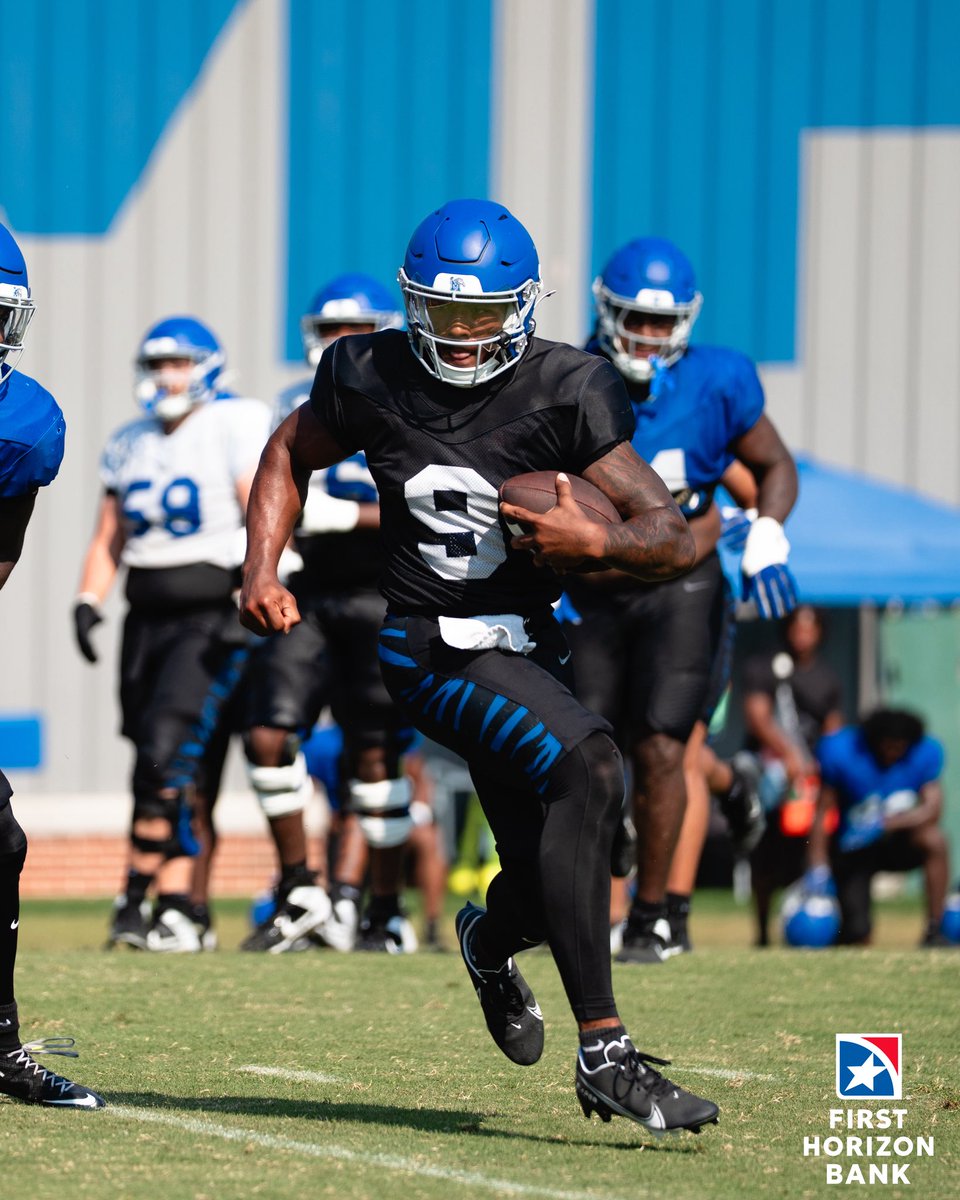 MemphisFB's tweet photo. Intentional Work

#CloseTheGap | @FirstHorizonBnk https://t.co/x0Doull8B7