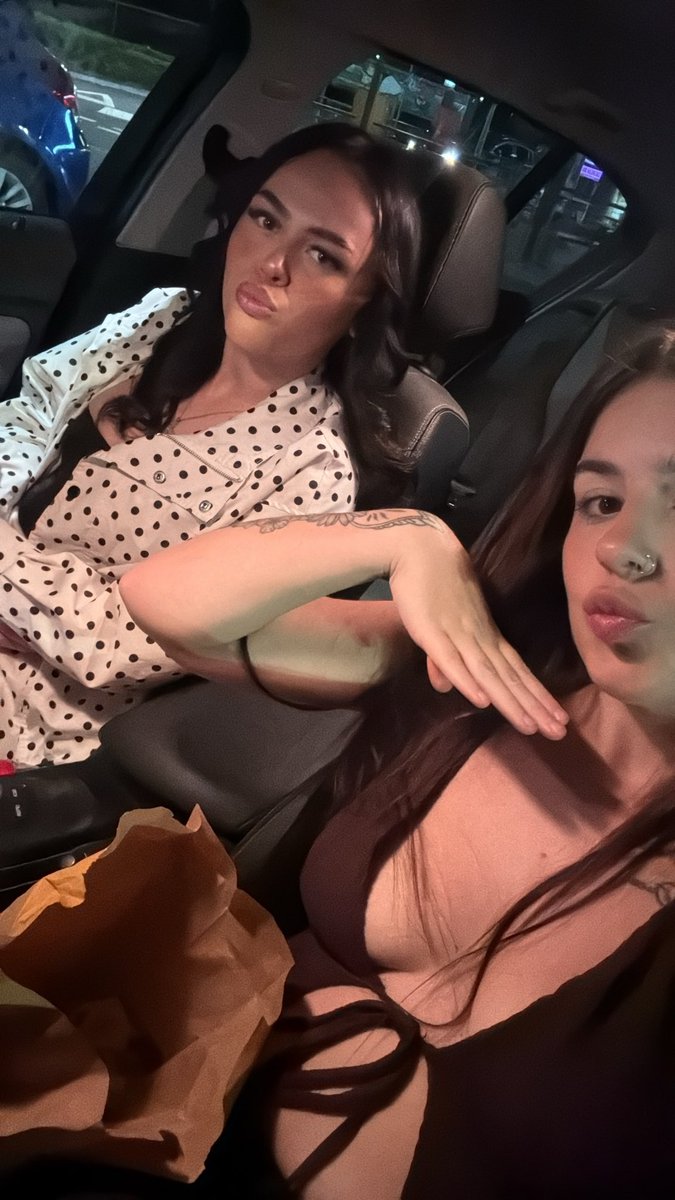 xxxxclmk's tweet photo. Spoil us😈🫣 #sellingcontent #content #selling #buyingcontent𝗠𝗘𝗦𝗦𝗔𝗚𝗘 #uk #ukgirls https://t.co/SjwNT9ODZU