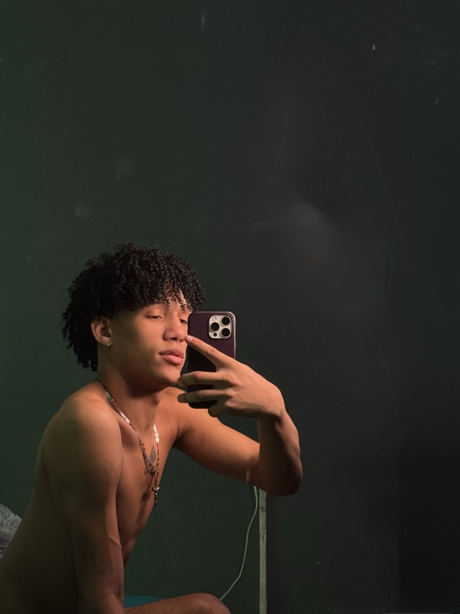 Noahsaint_24's tweet photo. 🔥 https://t.co/nyrPTt5Xyl