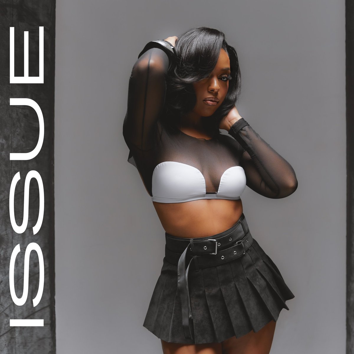 bahjarodriguez's tweet photo. “Issue” out now 🖤 https://t.co/At5ckgeT24 https://t.co/4cFGsZh2Dd