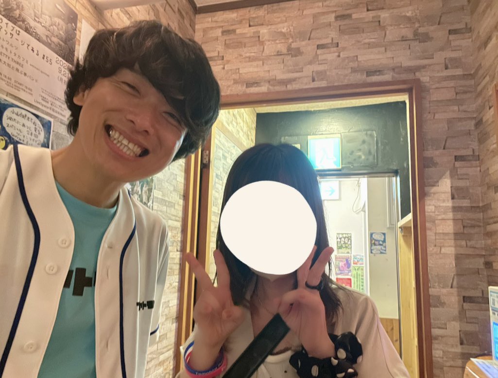 Rico_08_23's tweet photo. 2026.08.02(日)
LiveSpace早稲田RiNen
【フルヤトモヒロ主催「〜アニソンの先輩と共演したい〜」】

3組それぞれの魅力あふれるステージ✨
笑顔いっぱいの幸せな時間になりました🫶

#夢戦士ウイングマン 
「Wing Love」

#長友仍世(infix)さん
#現王園崇(FAIRY FORE)さん
#フルヤトモヒロ(バンド) https://t.co/GSR3tIO6pj