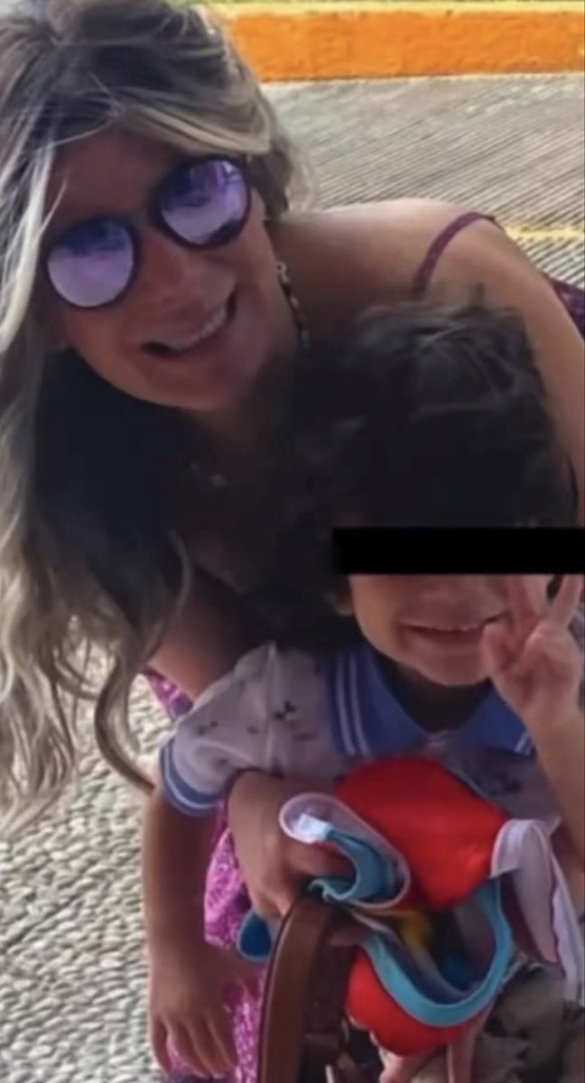 ArturoVill7's tweet photo. ¿Entonces “Andy” López Beltrán tiene un hijo escondido y obliga a la madre a mantener el anonimato? https://t.co/Xmmr6NHn2I