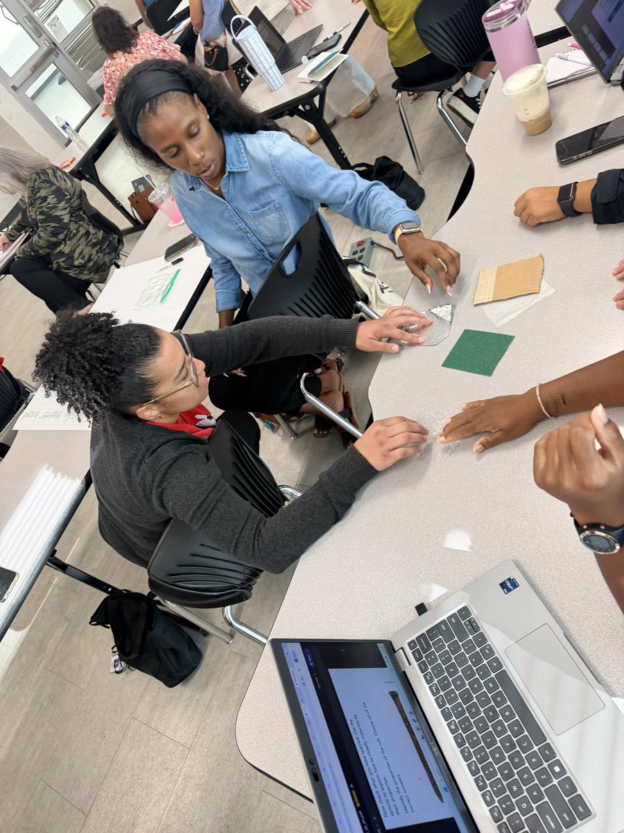 KDussette's tweet photo. Our teachers were hard at work learning and collaborating during today’s JobAlike sessions! We even stopped by the counselors’ session and loved the 90s theme. Great energy, great learning, and we’re ready for an amazing year! #NewSpringISD https://t.co/o8AtEy4Bhb