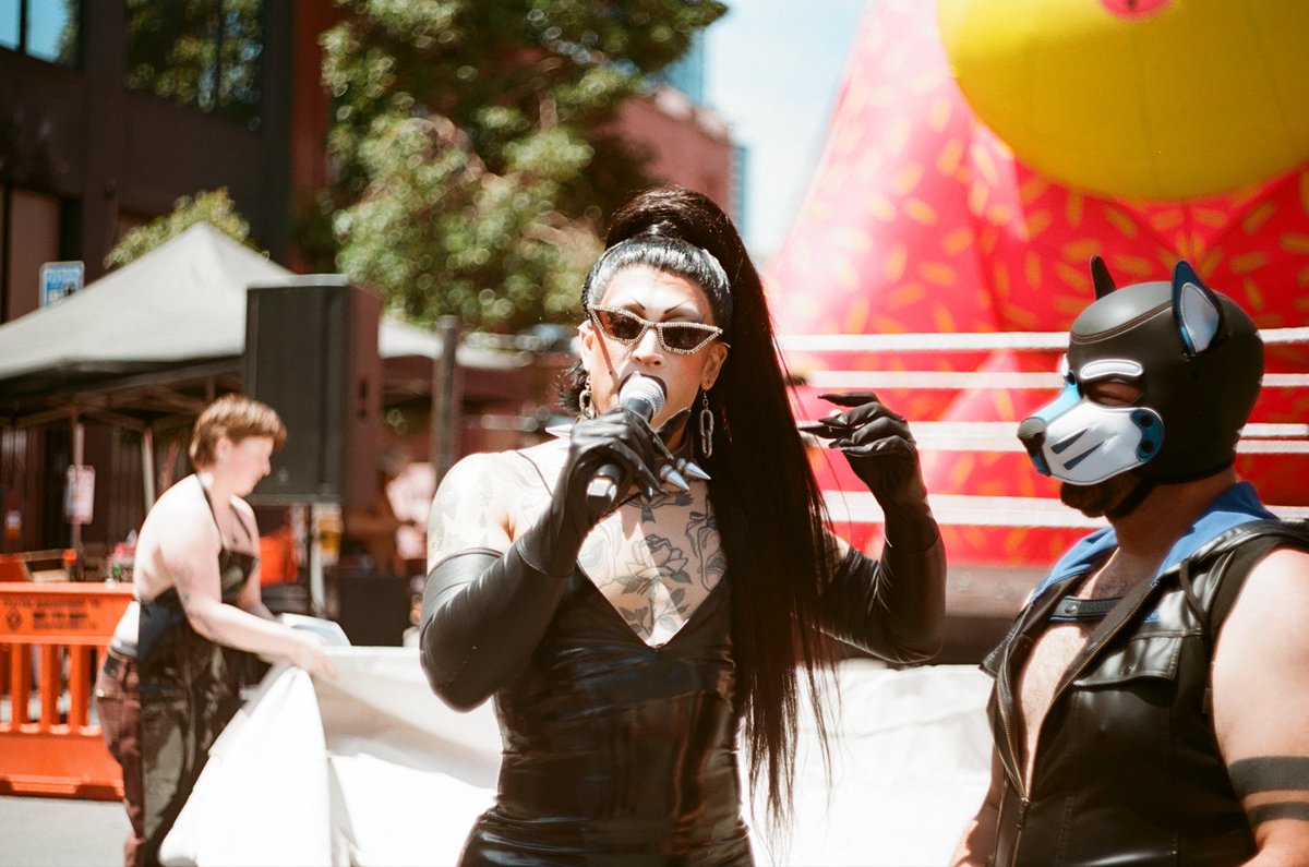_Epidemic's tweet photo. Dore Alley on 35mm. https://t.co/4blU0qt2Pt