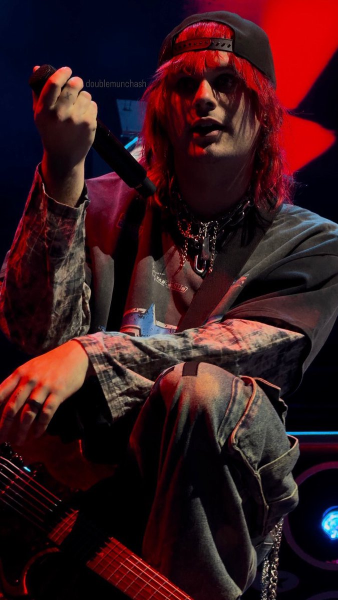 sidequestvevo's tweet photo. PLEASE https://t.co/eqkP2KUpPO