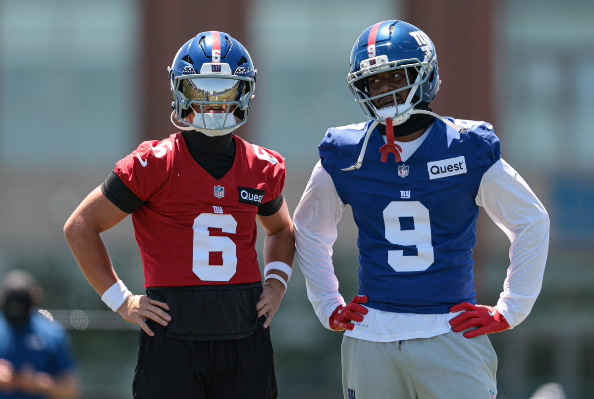 tapetalk_'s tweet photo. Our top 10 TE (8/5)
1. Brock Bowers
2. Trey McBride
3. Colston Loveland
4. Tyler Warren
5. Harold Fanin Jr.
6. Tucker Kraft
7. Sam LaPorta
8. George Kittle
9. Travis Kelce
10. Isiah Likely
Let us know your thoughts!
#TEU #nfl #fantasyfootball https://t.co/7A2o22PBD6