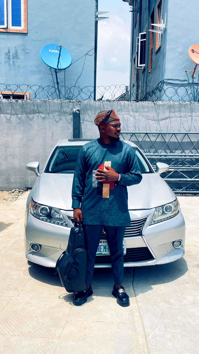 PreciousOrlu6's tweet photo. Happy birthday to me, I and myself... At the 3rd floor I've noticed many things like knowing how great and faithful God has been towards me and my household, I've noticed the protection of God towards me... If na my power I for no dey post today... I've noticed how God provides. https://t.co/RvyYPVhFZn