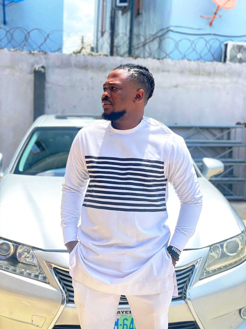 PreciousOrlu6's tweet photo. Happy birthday to me, I and myself... At the 3rd floor I've noticed many things like knowing how great and faithful God has been towards me and my household, I've noticed the protection of God towards me... If na my power I for no dey post today... I've noticed how God provides. https://t.co/RvyYPVhFZn