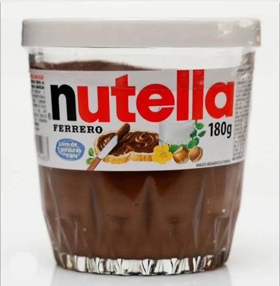 aliulli's tweet photo. @SrGenofredo @JoanaDi52062416 sabia que isso é nada mais nada menos que a embalagem antiga da nutella? kkkk https://t.co/dcOmHJfG7X