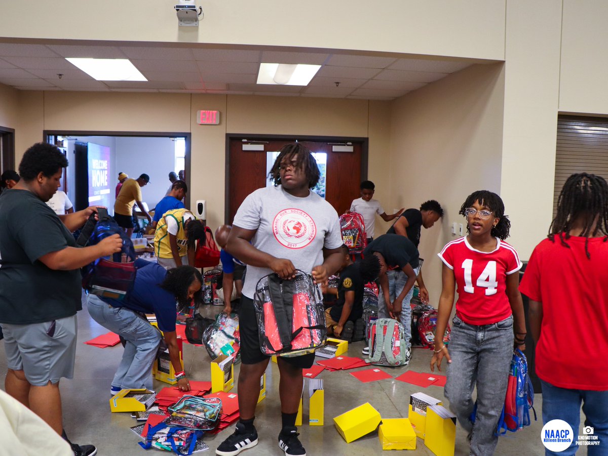 JahronMiller's tweet photo. NAACP Back to School Drive!!!!! MOSS Foundation!!!!! https://t.co/e2J9DvIEDS