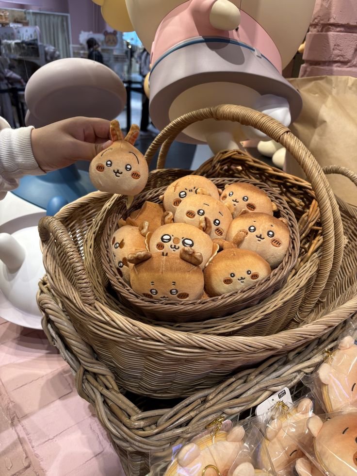 OomfieLoomfie's tweet photo. I love me sum bread🍞❤️ https://t.co/kD4h2Uipwm