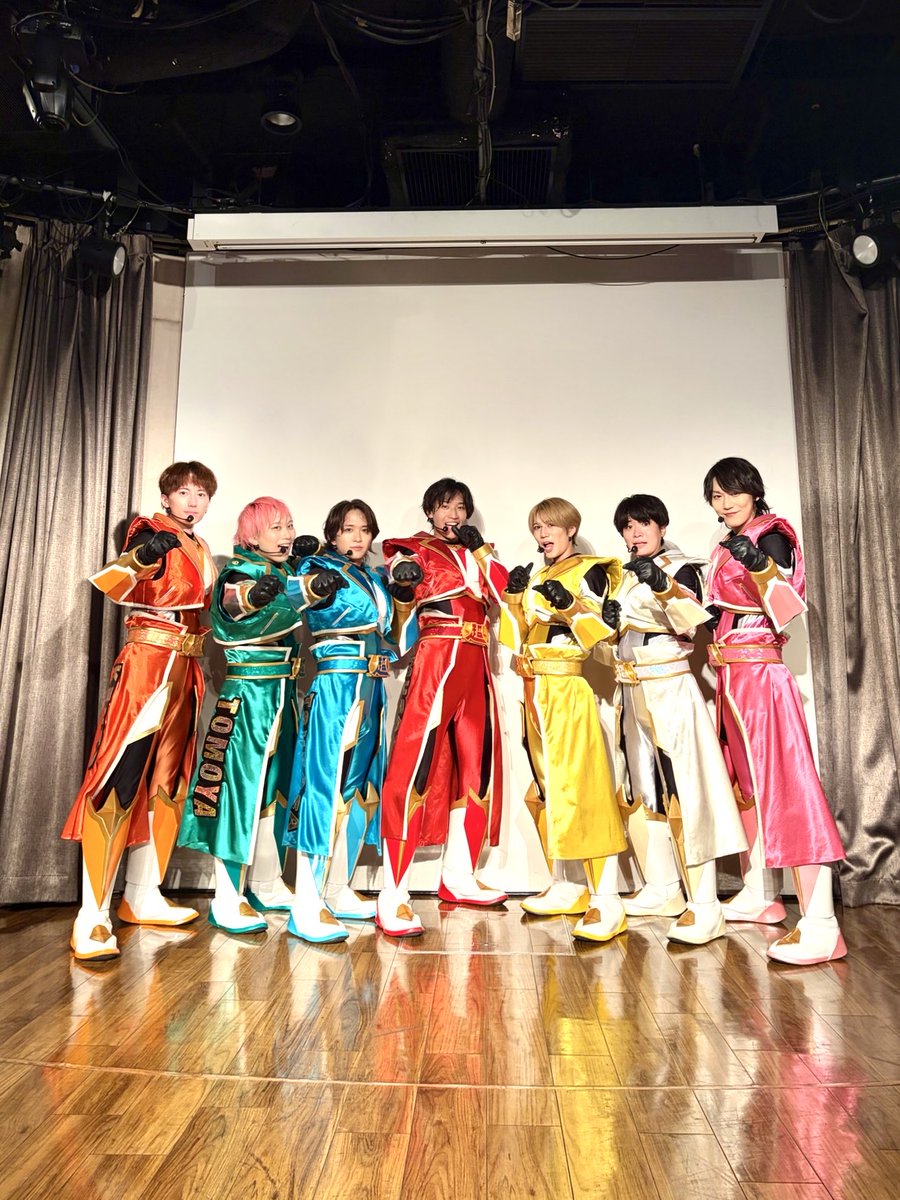 THESUPERBOYS123's tweet photo. THE超BOYSフリーライブ
inグレースバリ渋谷
ご来場頂きありがとうございましたー‼️

８月になって超民の皆んなと共に
熱い夏を一日一日大切に過ごせて幸せです！

今週末は
⚫︎8日（土）イオンタウンふじみ野【埼玉】

⚫︎９日（日）イオンタウンユーカリヶ丘【千葉】

⚫︎11日（火）イオンタウン旭【千葉】

楽しい思い出つくろ〜ね、
お待ちしています🌈

https://t.co/J92WGVkjuX

まいと💛

#THE超BOYS