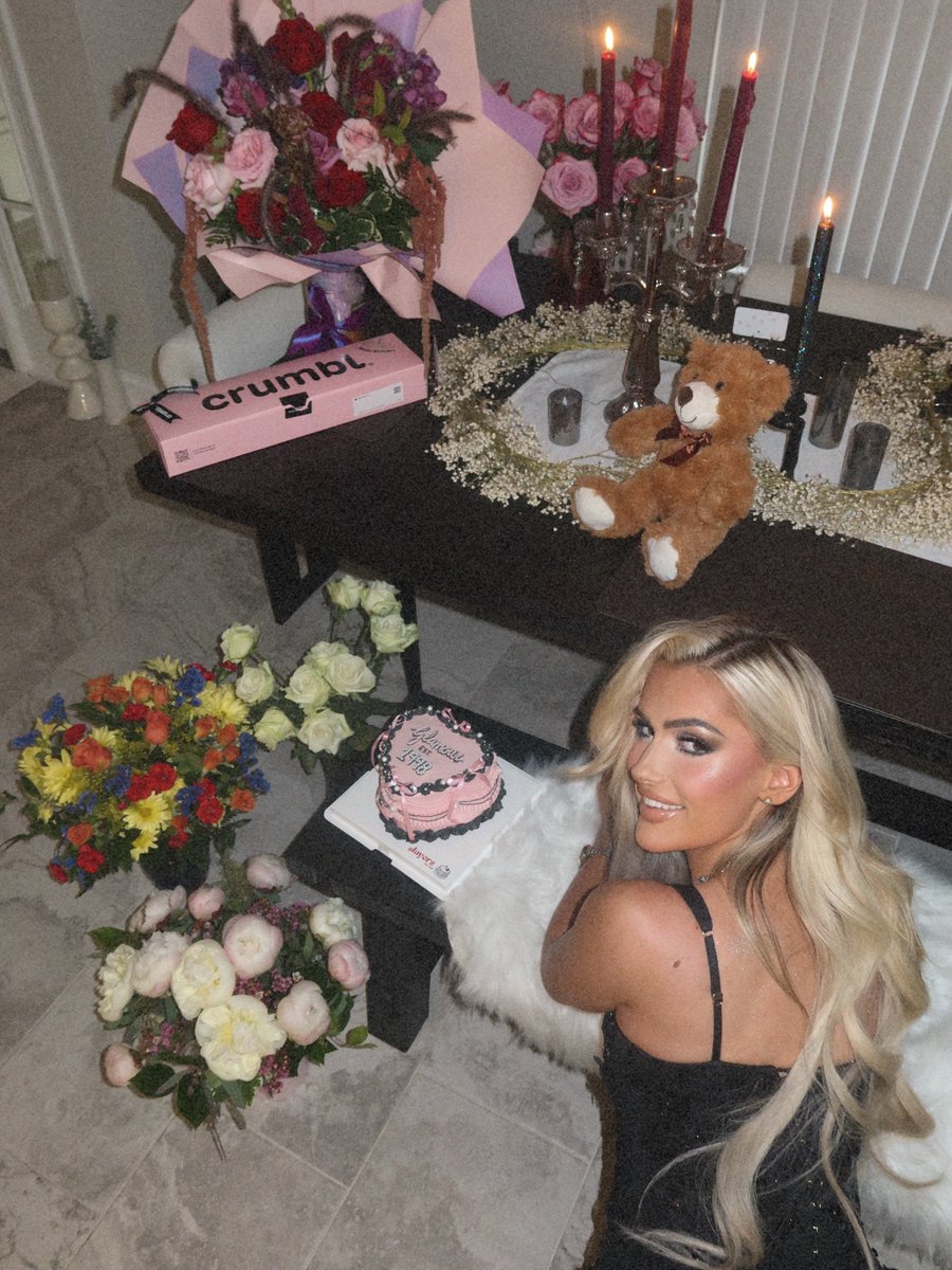 bcrbieblake's tweet photo. All the candles were blown, the question is, what’s next? 🎂🤔 https://t.co/uXB1nkv5SP