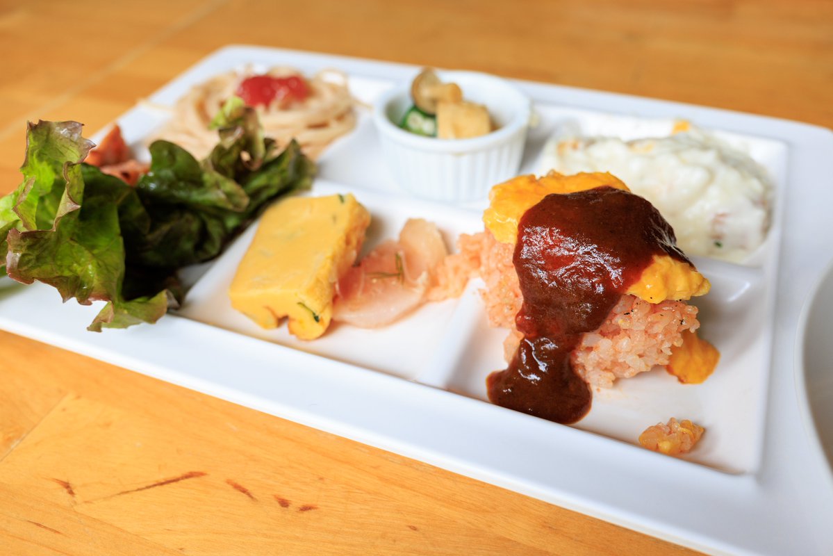 DoubleSlashLab's tweet photo. 美味しいものを食べて写真も撮る。こういう時間がやっぱり楽しい。
2026.8.1 いちごの里

#いちごの里 #撮影ツアー #サトカメ https://t.co/R2Vvlqbfca
