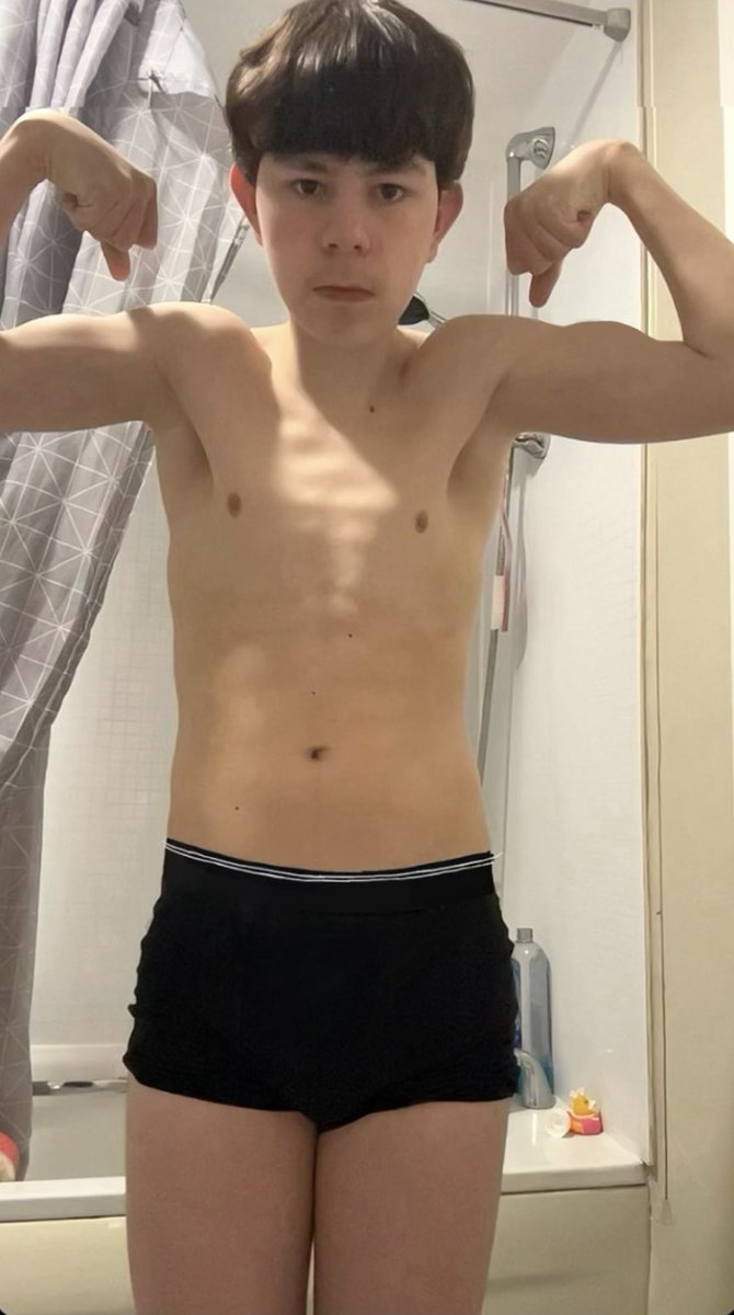 drueskii776's tweet photo. like and repost il post the pic without any boxers 😈🍆🔥💦 https://t.co/Y3Cr1gWTNu