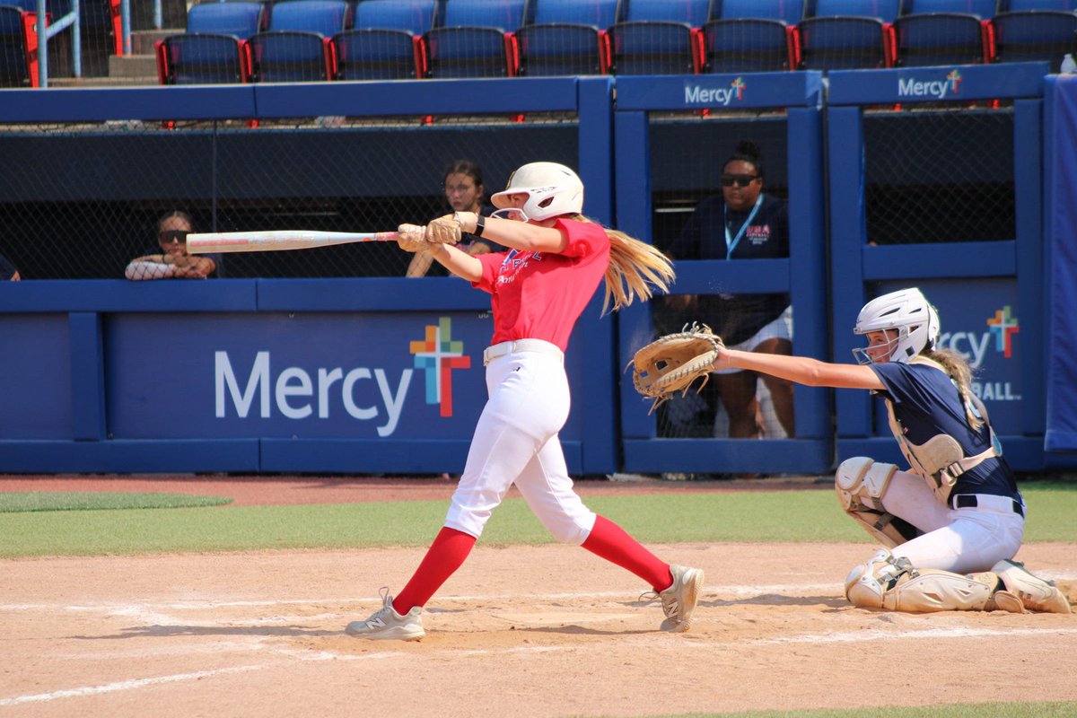 GClark_2030's tweet photo. Playing for USA Softball @DevonParkOKC what a great experience so far, game highlights from the first 3 games coming soon!

Its Hot 🔥 🥵 😫 here!

@BHMBolts2030 
@_DCHSoftball https://t.co/qsuuE6w2mx