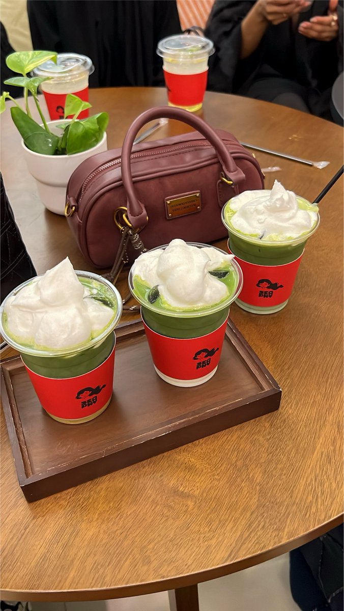 lunelay2's tweet photo. https://t.co/dWMOMiKBDL