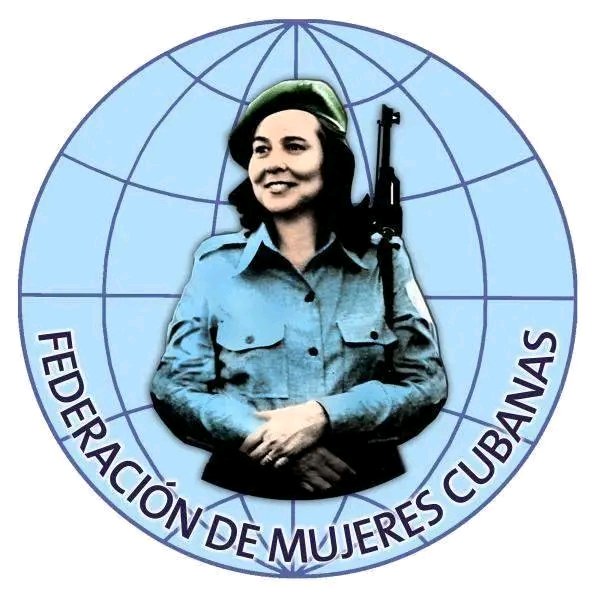 DeivyPrezMartn1's tweet photo. La revista "Mujeres" nació como tribuna de la FMC. Desde sus páginas se ha contado la epopeya femenina de Cuba, con protagonistas  en cada edición.
    #MujeresEnRevolución #SanctiSpíritusEnMarcha . https://t.co/yf0yOOl5hX