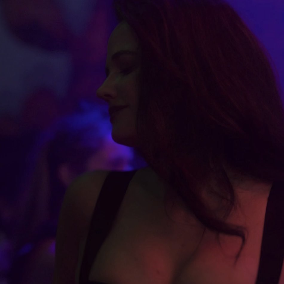 DianaJoffe's tweet photo. The new pics from the trailer!!! Part 1 #evagreen https://t.co/pYq8ucGZBZ