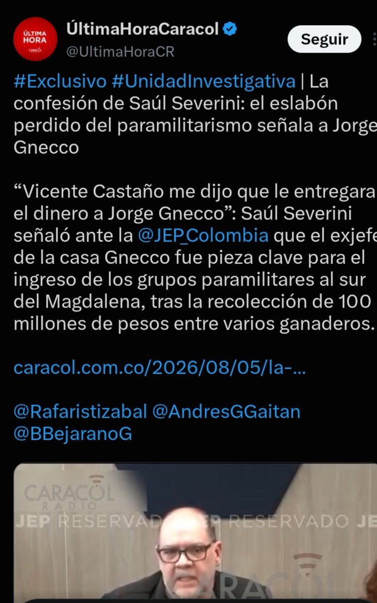 juanialferez's tweet photo. No veo a Vicky Davila de Gnecco haciendo uno de sus vídeos donde aparece poseída hablando de esto. ¿Revista semana no toca el paramilitarismo? ¿ Por esto quieren acabar con la JEP?  Muchas preguntas... https://t.co/3ORCGrC7iO