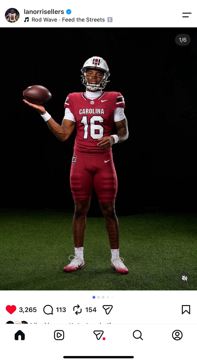 ChillMuschamp's tweet photo. I know what I’ll be #tugging it to later. https://t.co/LXb06CmeBd