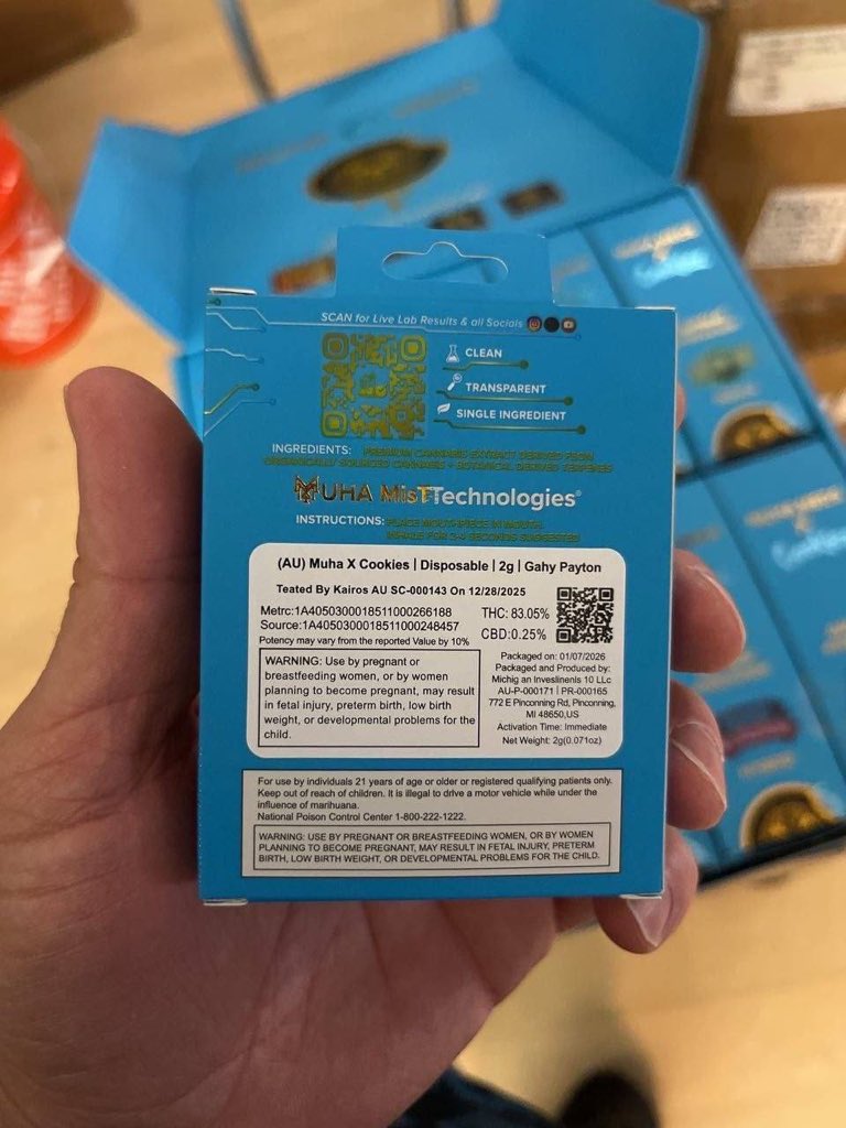fuzzydessertz's tweet photo. MUHAMEDS x COOKIES 🍪 

CAT 3 ❤️ 

$120 10pc only . Slap me if they ass 🤣 https://t.co/kaQBht9YA8