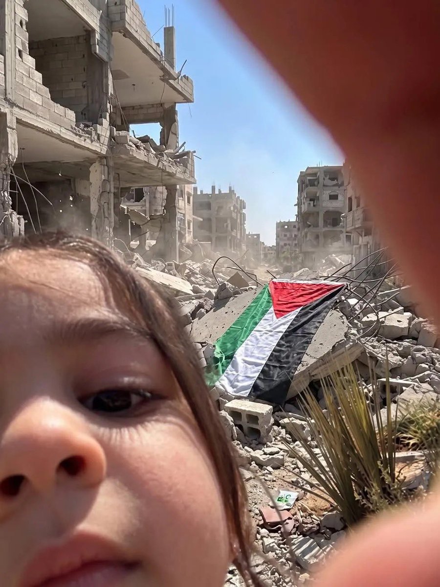 3mrullah1's tweet photo. Dallarını kırmış olsalarda kokü bizimdir bu ülkenin
#Kudüs
#Gazze
#Gaza
#GazaGenocide‌
#FREEPALESTİNE🇵🇸 https://t.co/mCBlRVmdUI