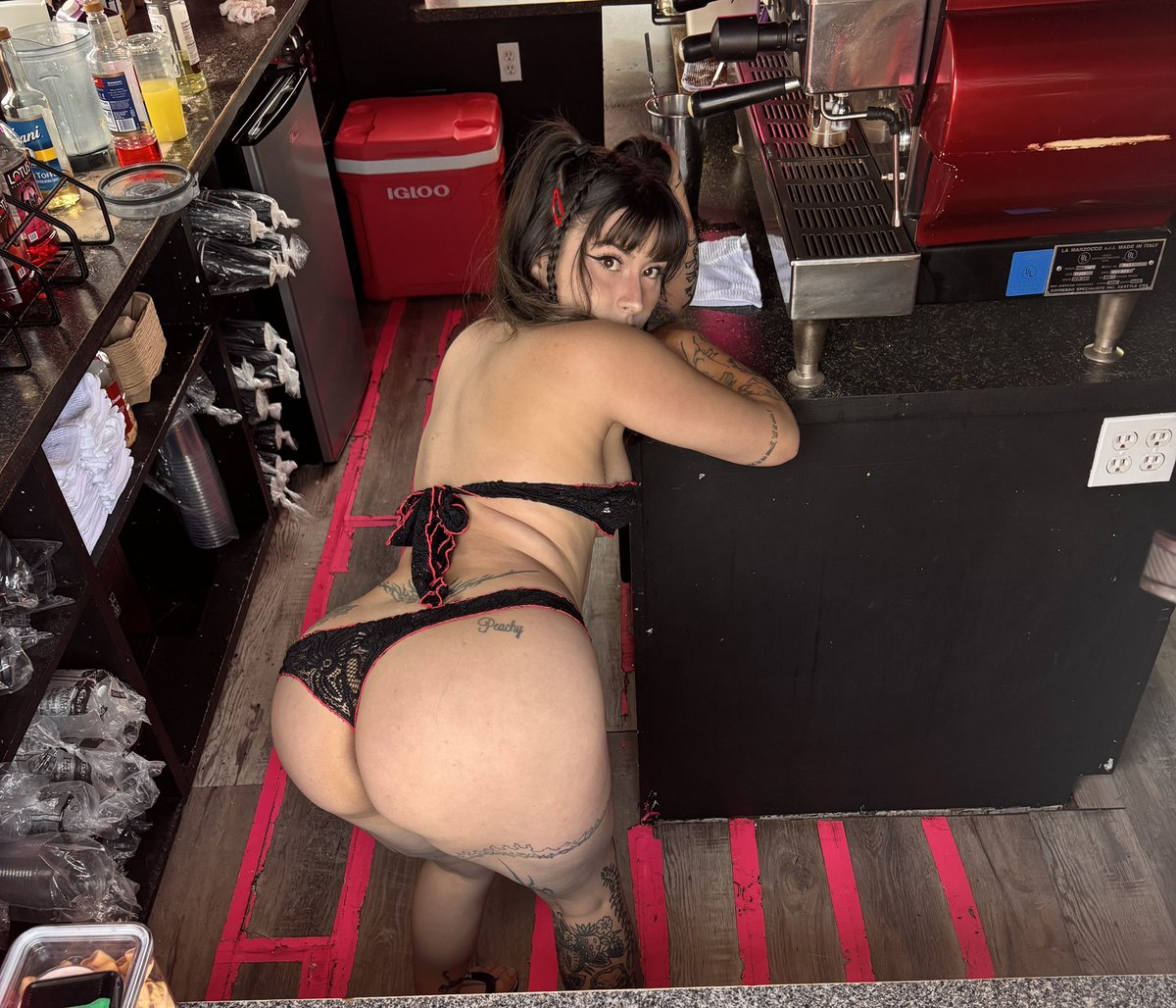 ssimplyybee's tweet photo. Pink and black today 🖤💓
Till 9pm 🤭📍
#nsfw #nsfwtwt #pawg #tits #ass #nipslip #cream #wap #boobs #anal #sex #sexy #horny #slut #cum #wet #thicc #goon #altgirl #new https://t.co/7gV12H4q1G