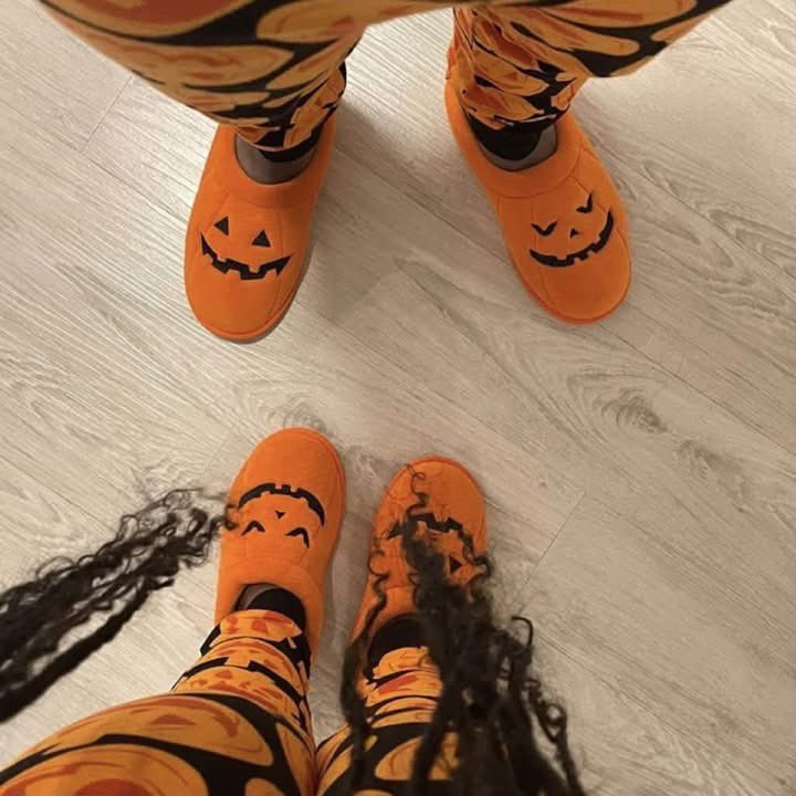 layxsnv's tweet photo. Yall making it to “Matching Pajamas with your Boo” or yall not going this year 🎃💀👻 https://t.co/K7EyCjeZeu