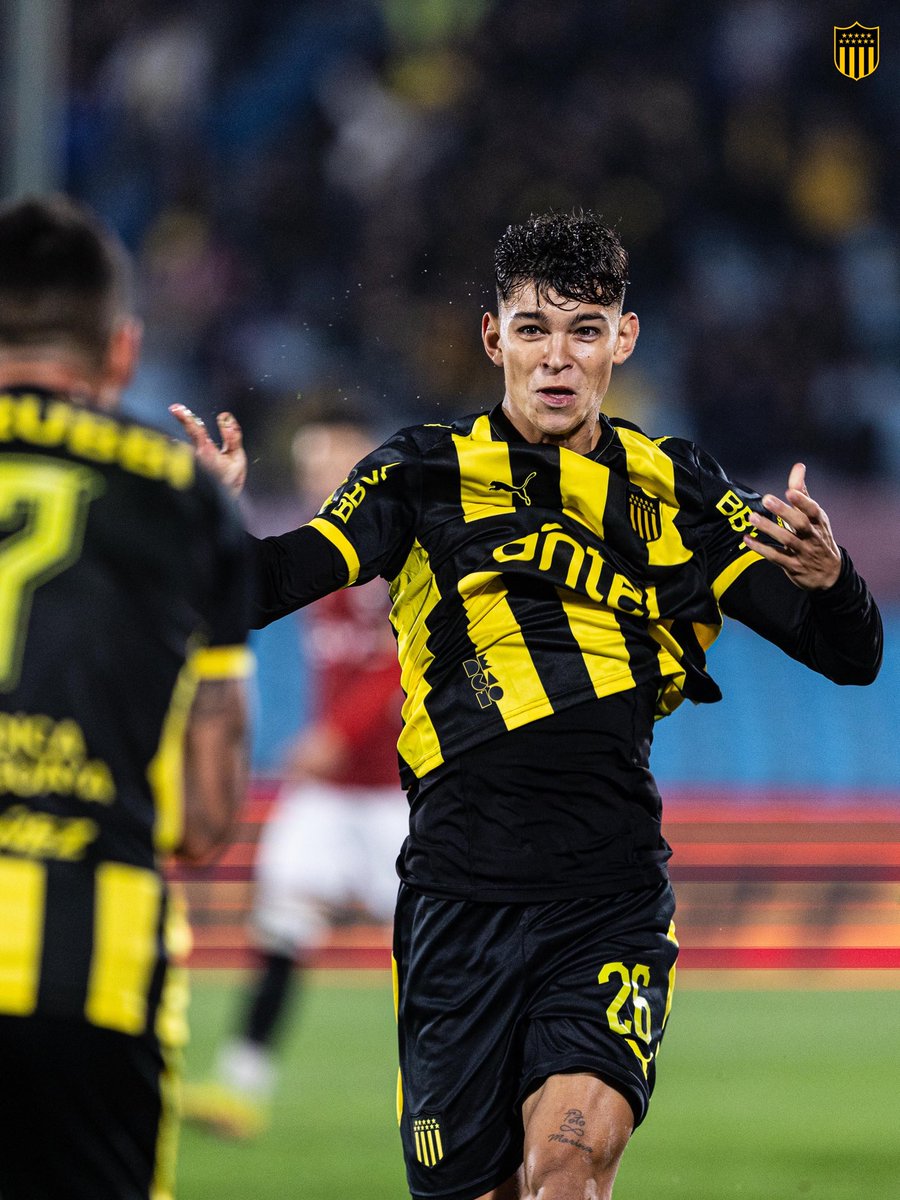 OficialCAP's tweet photo. THIAGUITO ⚽️✨ https://t.co/ZbiR4sBxAL