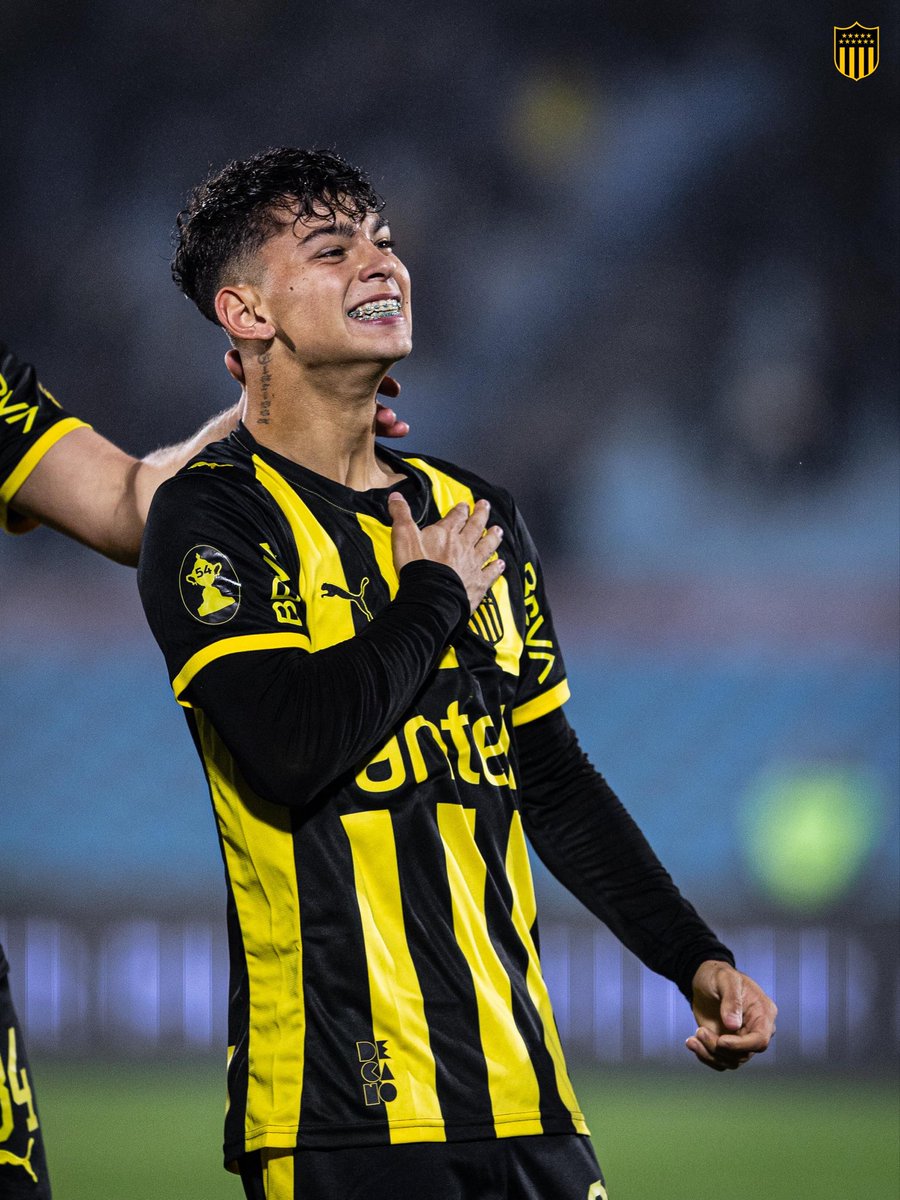 OficialCAP's tweet photo. THIAGUITO ⚽️✨ https://t.co/ZbiR4sBxAL