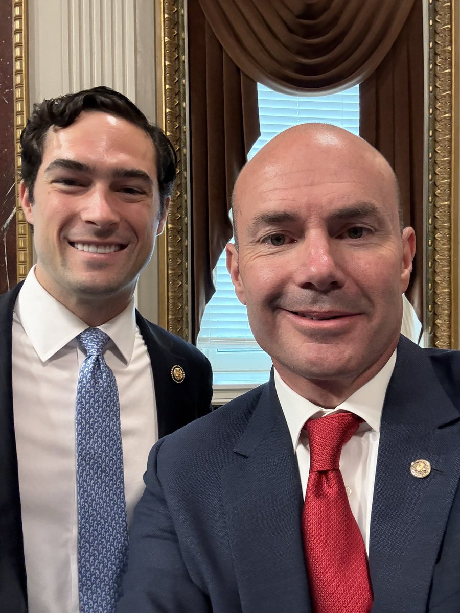 BasedMikeLee's tweet photo. Great meeting today with @VP, @realBrandonGill, and others regarding @WHFraudTF’s efforts to combat widespread entitlement fraud.

Something tells me @realBrandonGill      will be no stranger to the White House throughout his career. https://t.co/Nr9UMjJQln