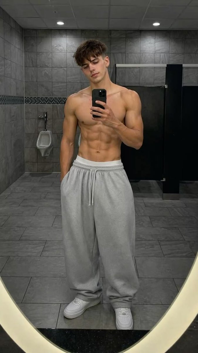 sdwj42's tweet photo. 😘😍🥺 https://t.co/ilZ1vsFGjy