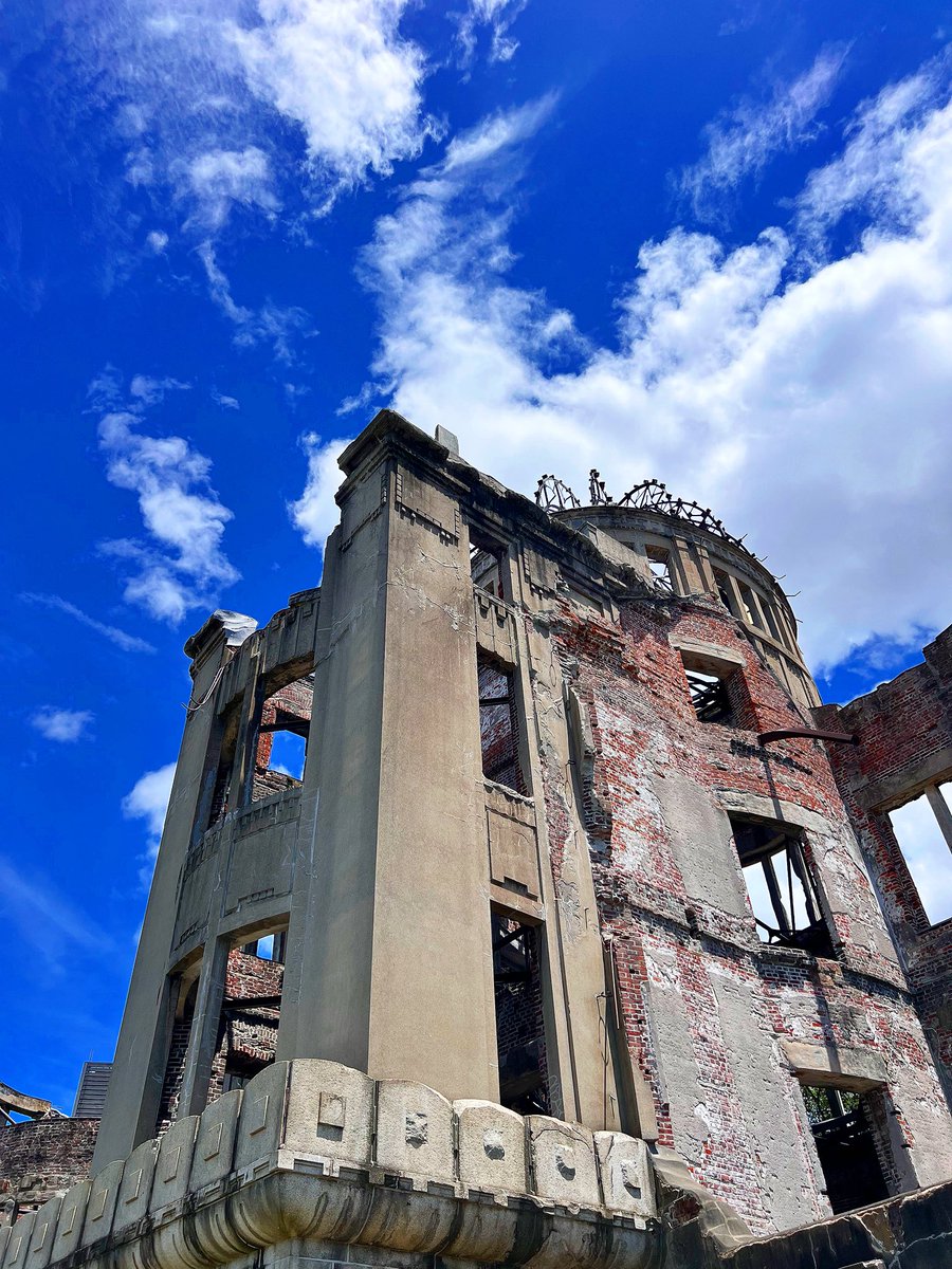 HiROfficial1995's tweet photo. 広島原爆から81年。
きっと、人類が存在し続ける限り、戦争は終わらない。それでも、核のない世界になってほしい。 https://t.co/yO2SwH8e1x