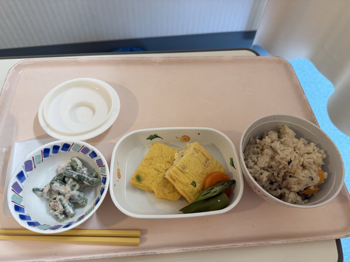 touseki53's tweet photo. 昨日無事に心房細動のアブレーション手術終わりました。術中は睡眠薬で眠っていたので、何も記憶無し笑
手術室に10人くらいの方がいて、それぞれの方があれします、これしますと話しかけてくるけど、そんなにいっぺんに言われて分かるかい！っと思った笑
今から透析で、明日には退院です！ https://t.co/EhaCmfVj2f