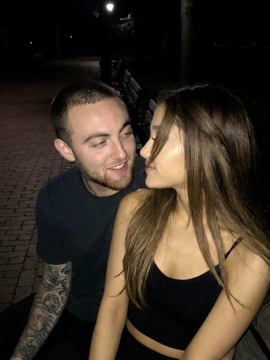 historyinmemes's tweet photo. Following Mac Miller’s death, Ariana Grande reportedly called his phone more than 900 times in the days after his passing. The two artists had been in a relationship for nearly two years before separating four months earlier, making the loss especially difficult for Grande.

Ariana Grande and Mac Miller shared a close personal and creative connection that developed over several years before their romantic relationship ended in 2018. Their bond began through music with the 2013 collaboration “The Way,” and they later started dating in 2016, becoming frequent supporters of each other’s careers while appearing together in public performances and events.

During their two years together, the pair faced the challenges of living in the spotlight while also dealing with Miller’s well-documented struggles with substance abuse. Grande later spoke about the emotional weight of those experiences, while still emphasizing the deep care and respect she had for him. Even after their separation in May 2018, she continued to describe Miller as one of her closest friends and one of the most important people in her life.