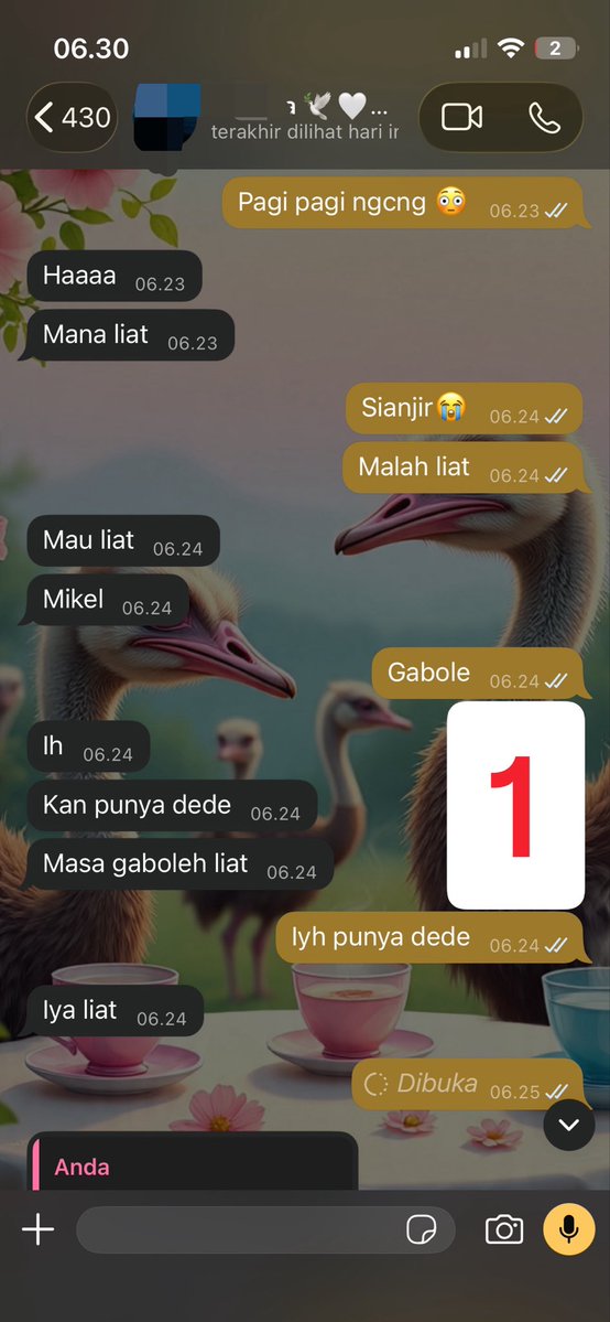 godness1232's tweet photo. PICT 1 : Pagi pagi lapor doi kalo bangun tidur ini gw ngcng dan disuru pap lalu gw pap in.
PICT 2 : Respon doi setelah melihat kepunyaannya dan respon doi setelah gw tolak ajakan ngeuenya.

😋😛😝😜🤪

Note;mikel adalah nama mr p https://t.co/4SUuihGinY